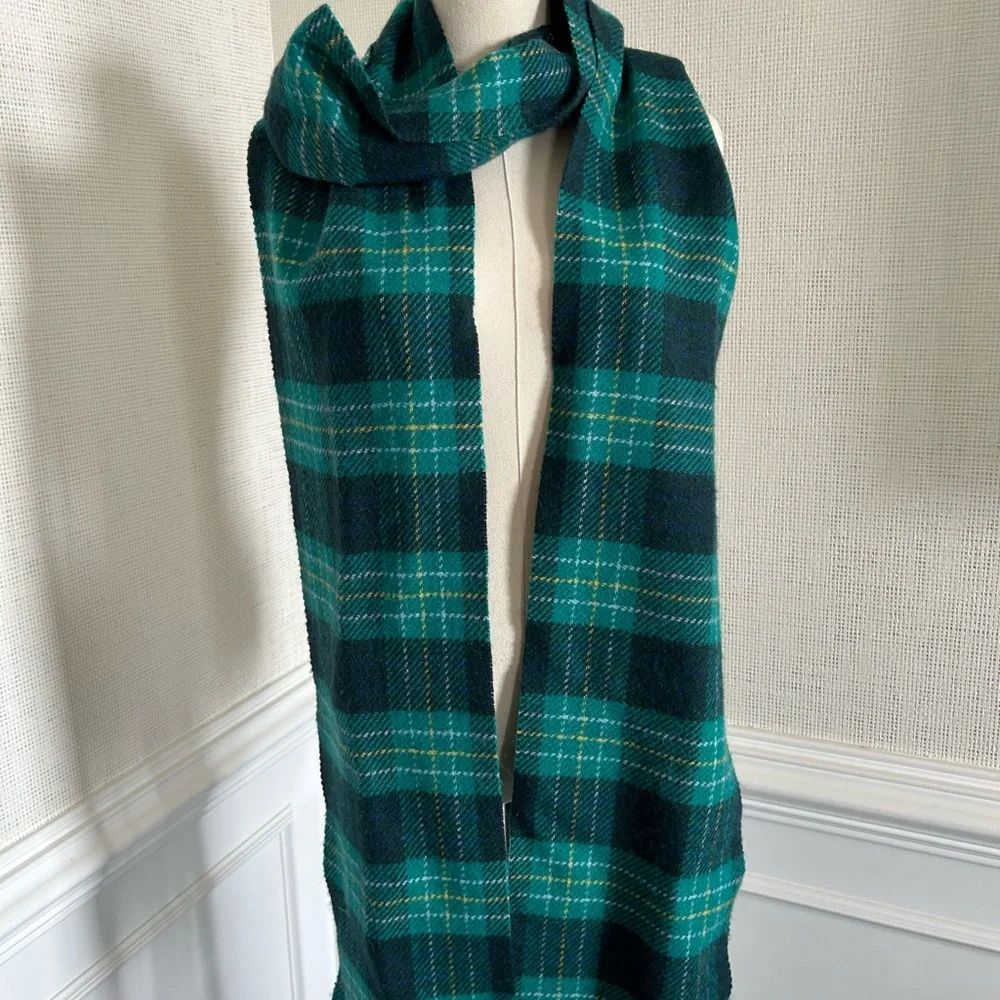 Kate Spade Greenhouse Plaid Scarf NWOT - Picture 3 of 6